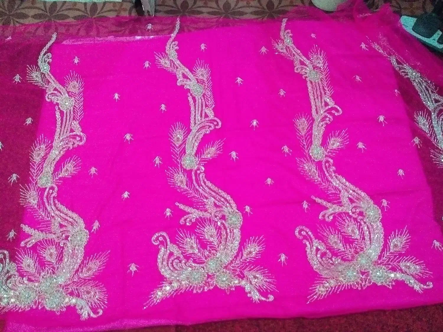 پارچه منجوق زیبا|لباس|بانه, |دیوار