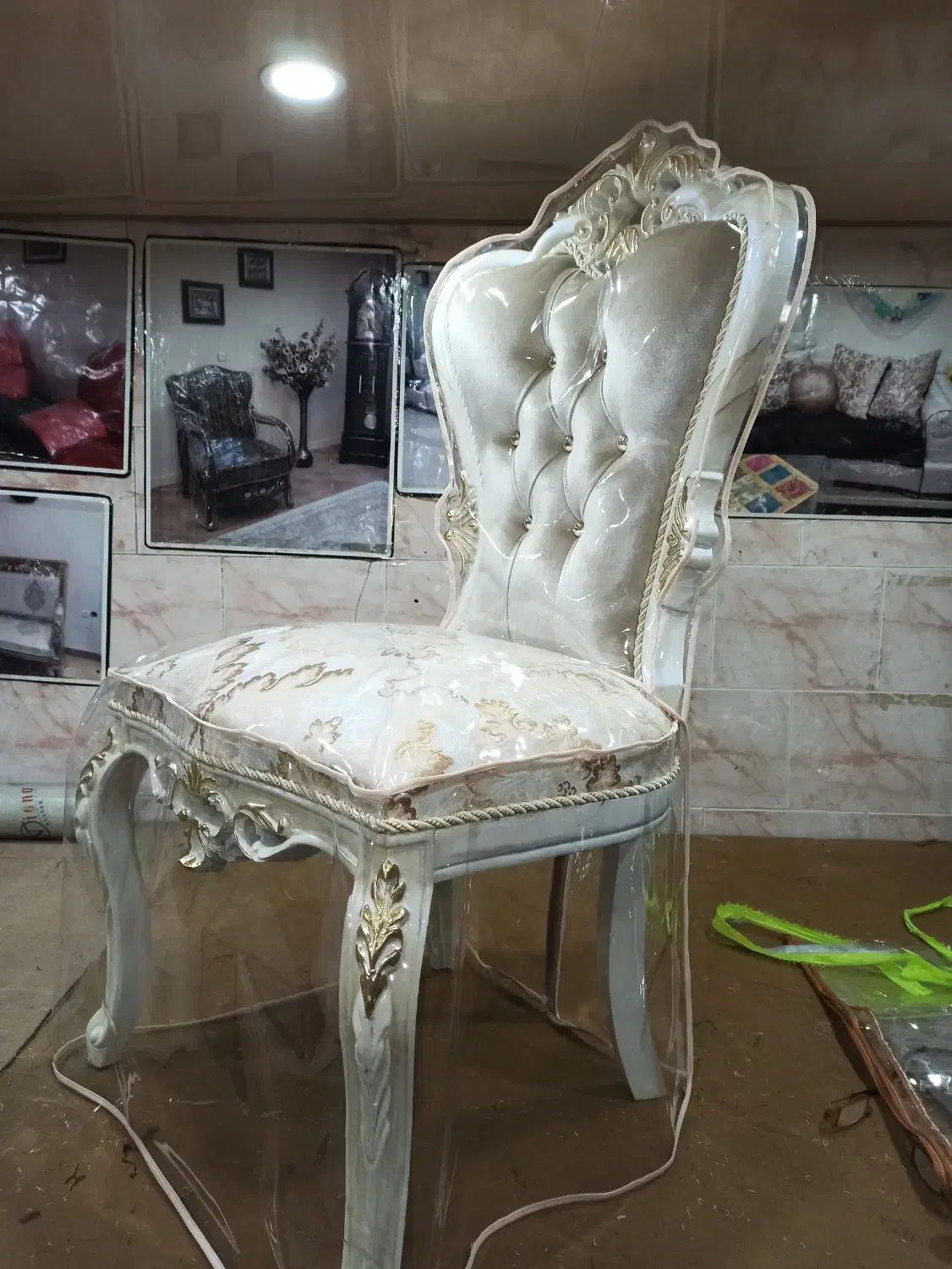 مبل سلطنتی|مبلمان خانگی و میز عسلی|اهواز, کوی پیروزی|دیوار