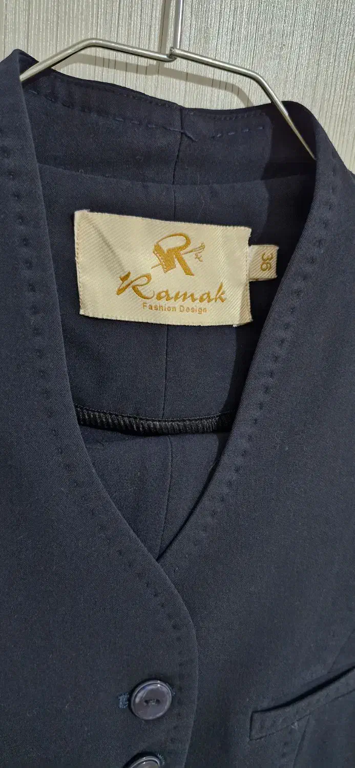 مانتو و شلوار اداری رنگ سورمه ای سایز ۳۶|لباس|صباشهر, |دیوار