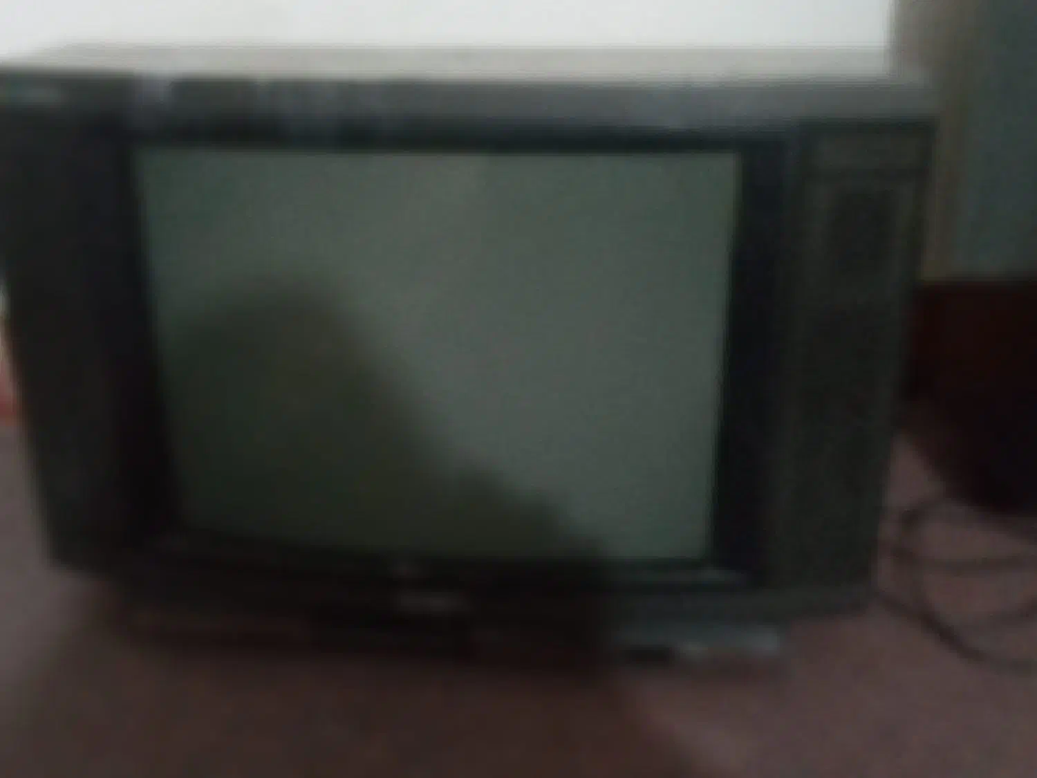 تلویزیون کار کرده سالم است|تلویزیون و پروژکتور|آزادشهر, |دیوار