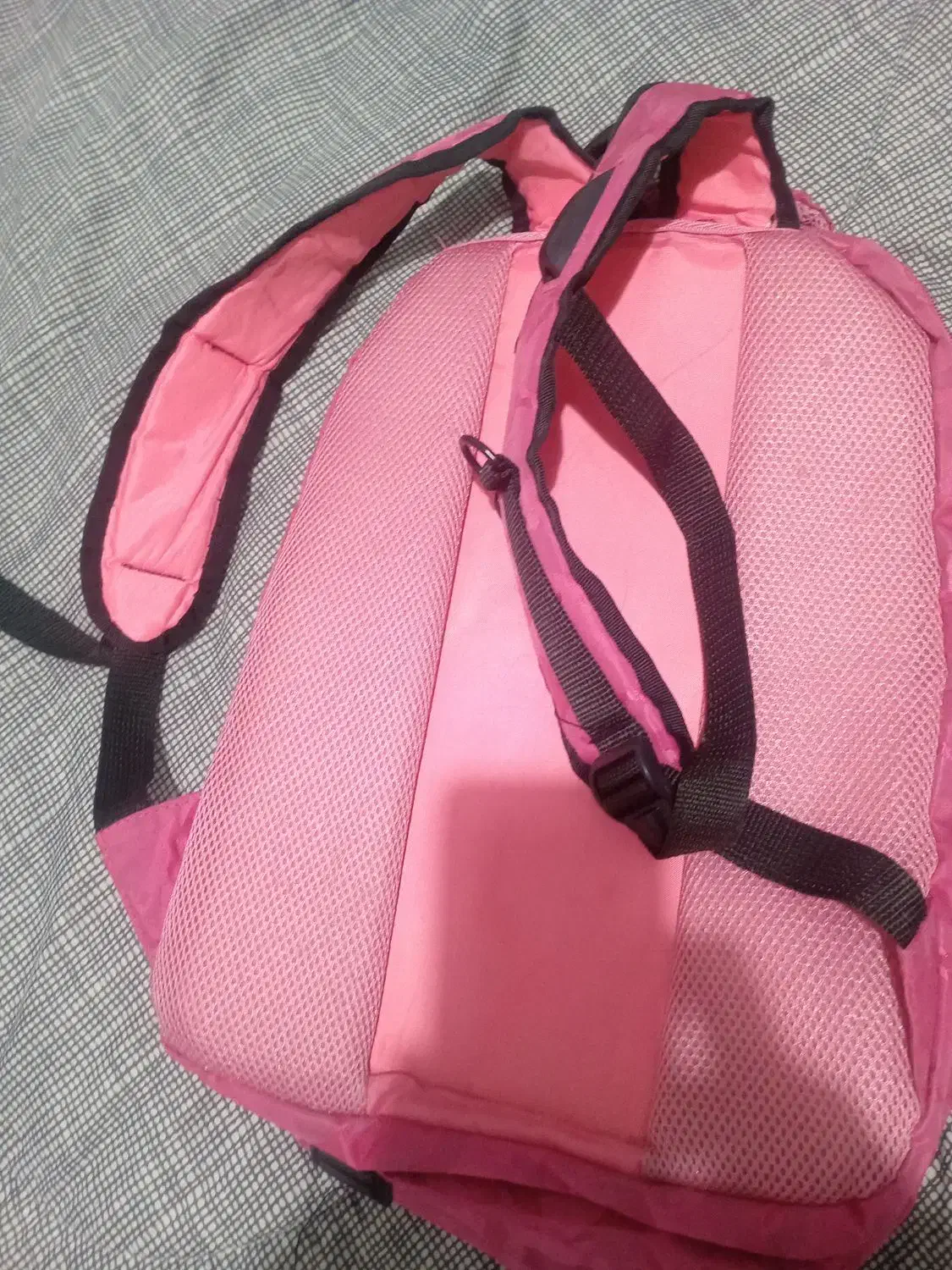 کوله دخترانه|کیف، کفش، کمربند|صدرا-فارس, فاز ۱|دیوار