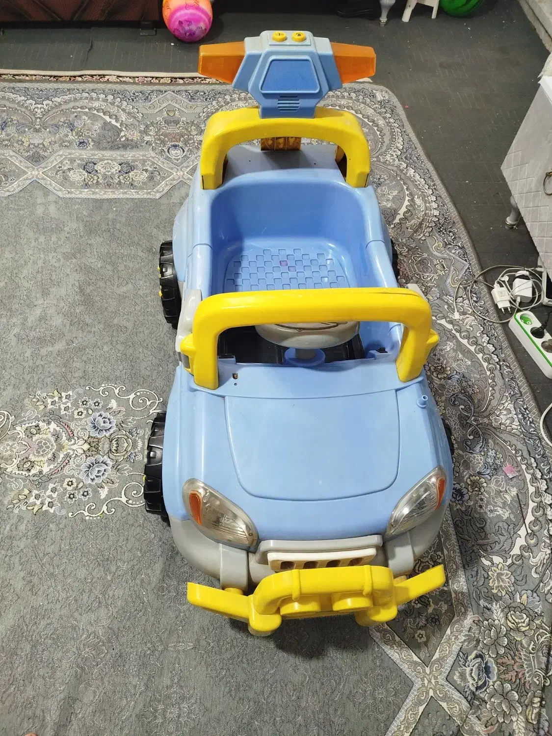 ماشین شارژی|اسباب‌بازی بچه|مشهد, طبرسی شمالی|دیوار