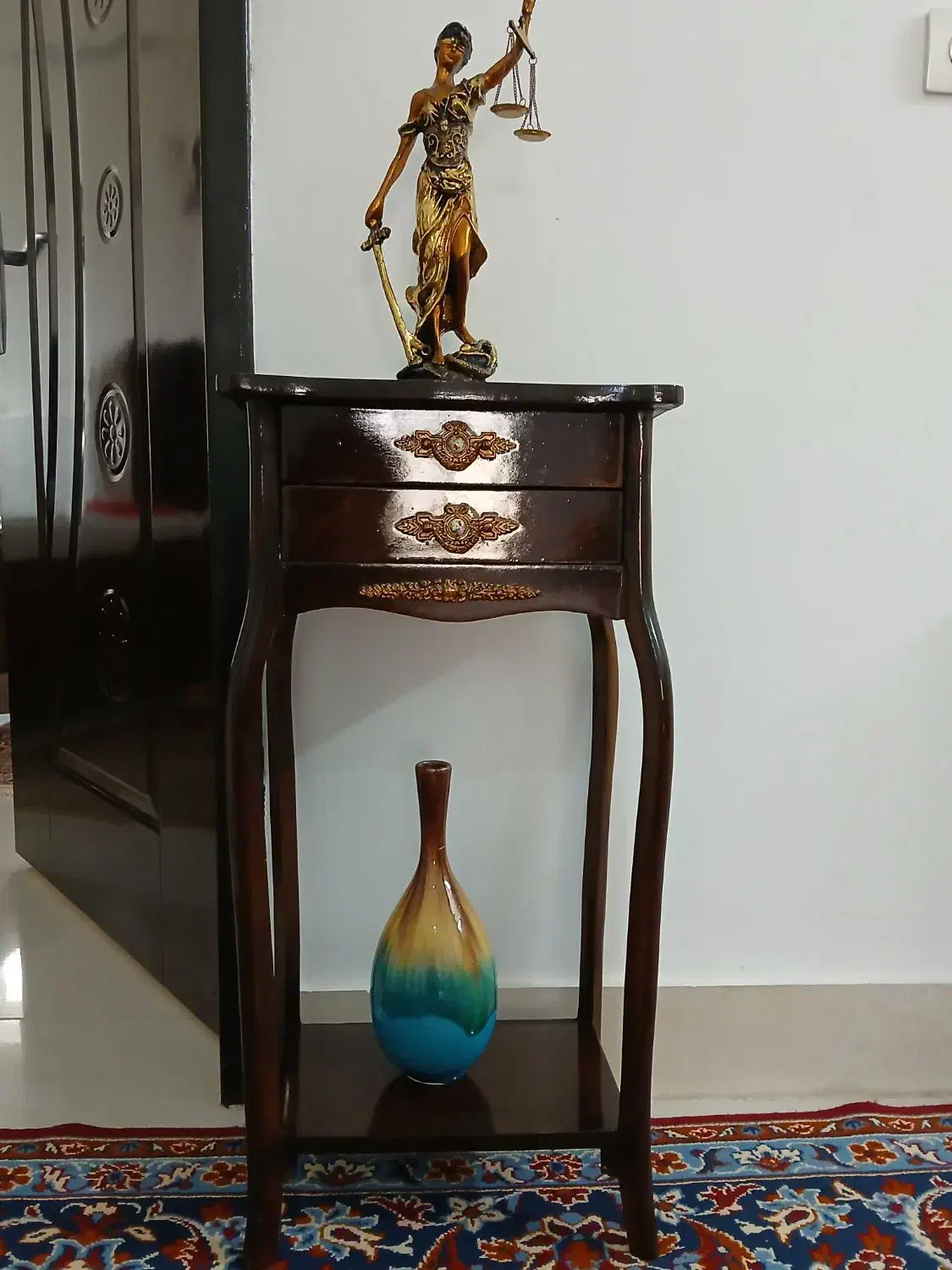 میز تلفن|میز تلفن|زابل, |دیوار