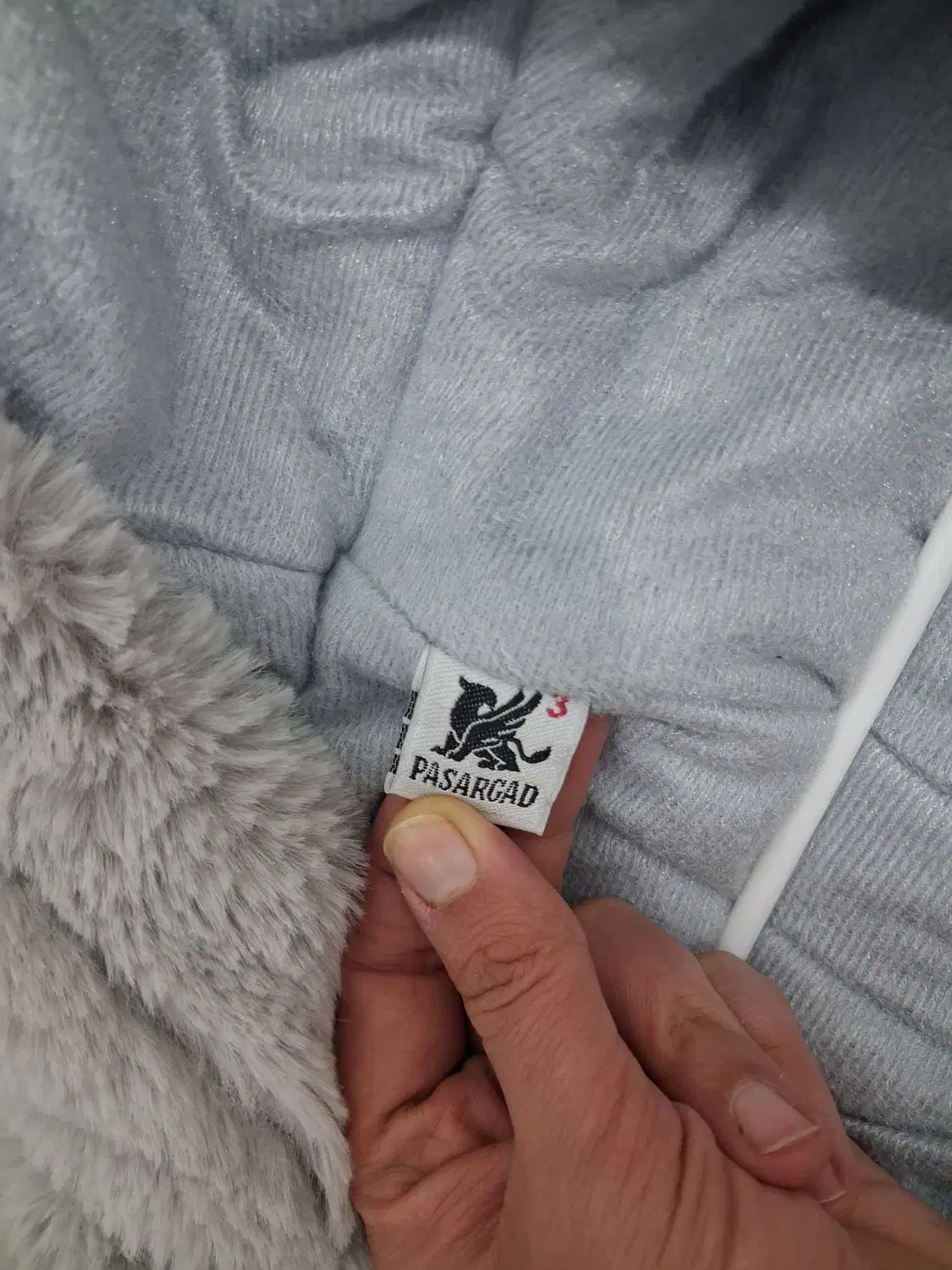 سرهمی خزدار|کفش و لباس بچه|مشهد, کوی دروی|دیوار