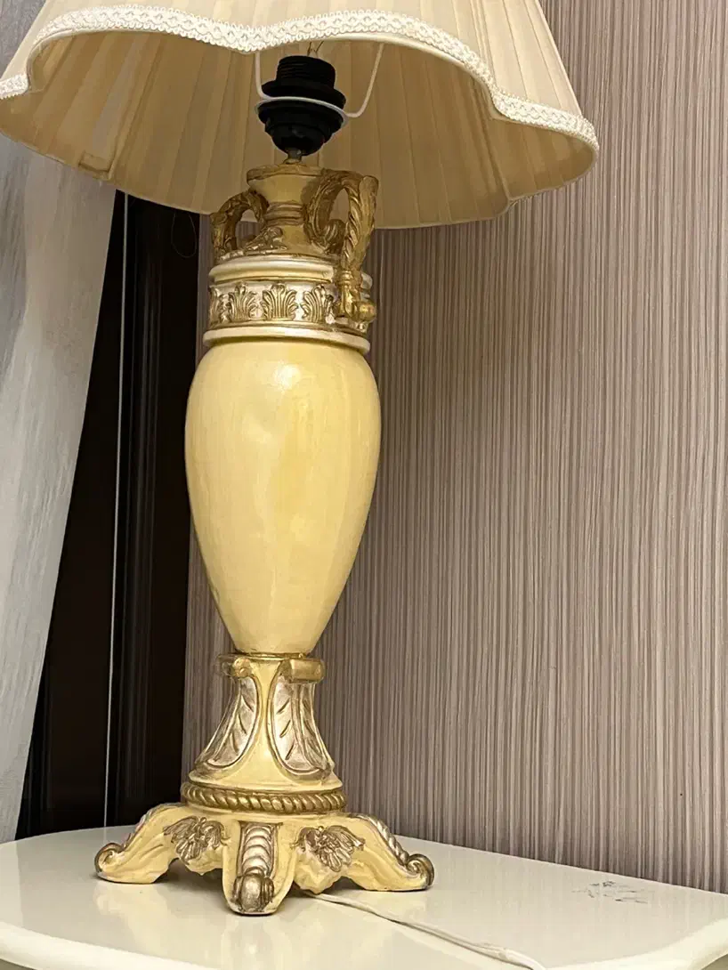 اباژور تکی جنس پلی استر (رزین)|چراغ خواب و آباژور|قم, شهرک قدس|دیوار