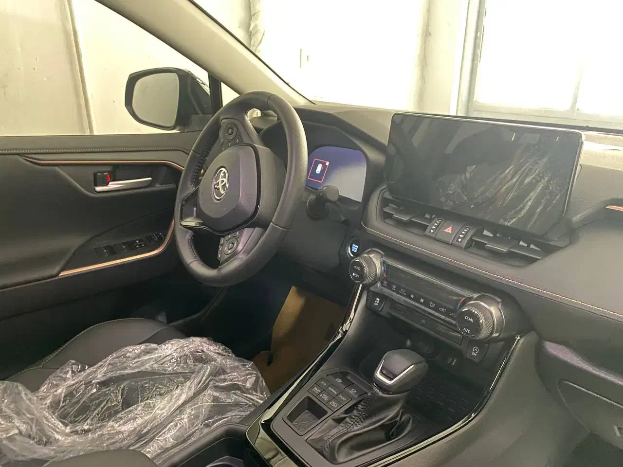 تویوتا وایلدلندر ۲۰۲۵ لاکچری پلاس|خودرو سواری و وانت|بجنورد, |دیوار