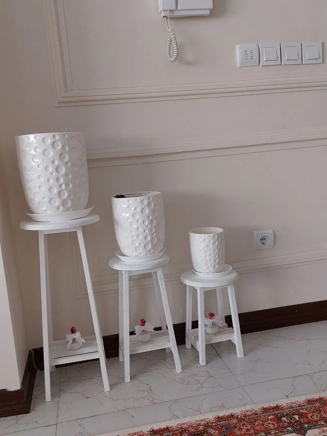 گلدان و پایه|صنایع دستی و سایر لوازم تزئینی|پردیس, فاز ۸|دیوار