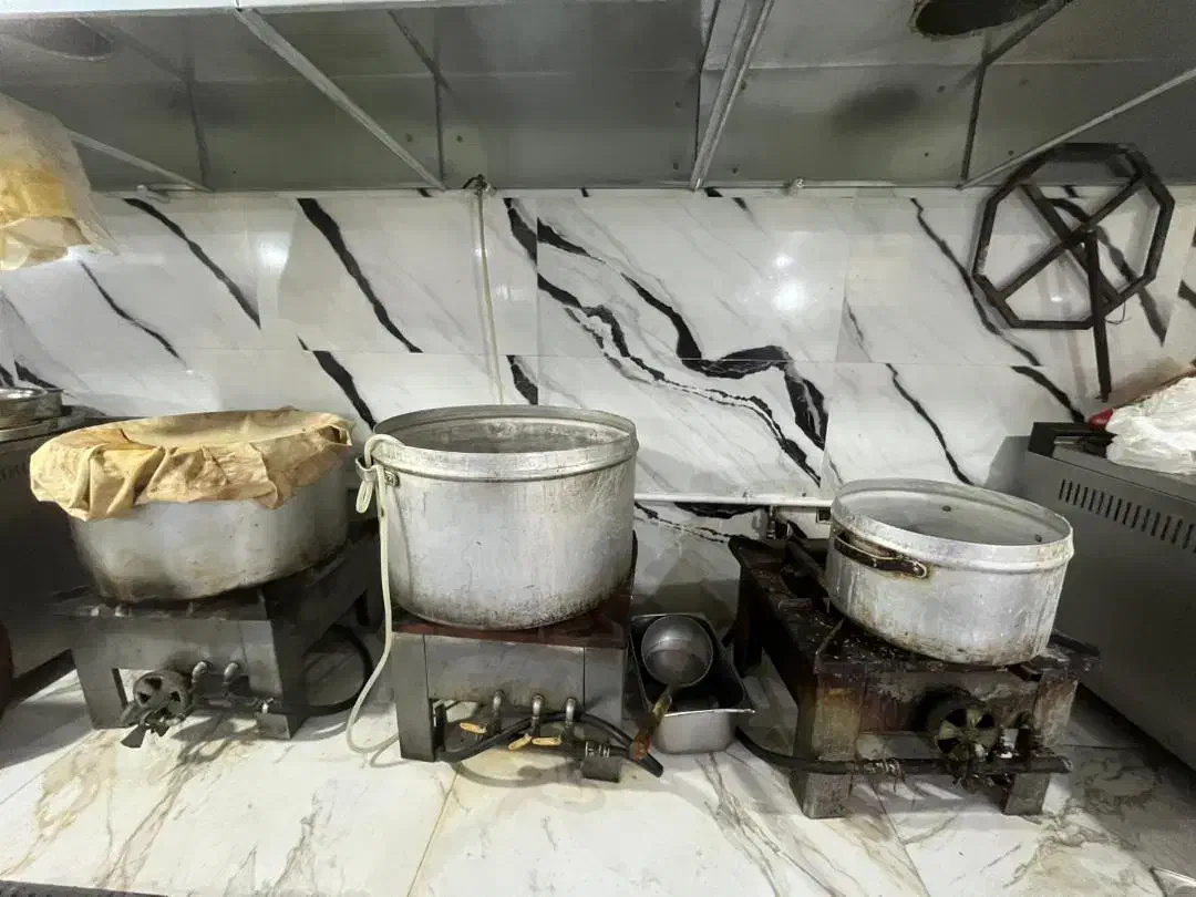 آشپزایرانی پز|استخدام خدمات فروشگاه و رستوران|کهریزک, |دیوار