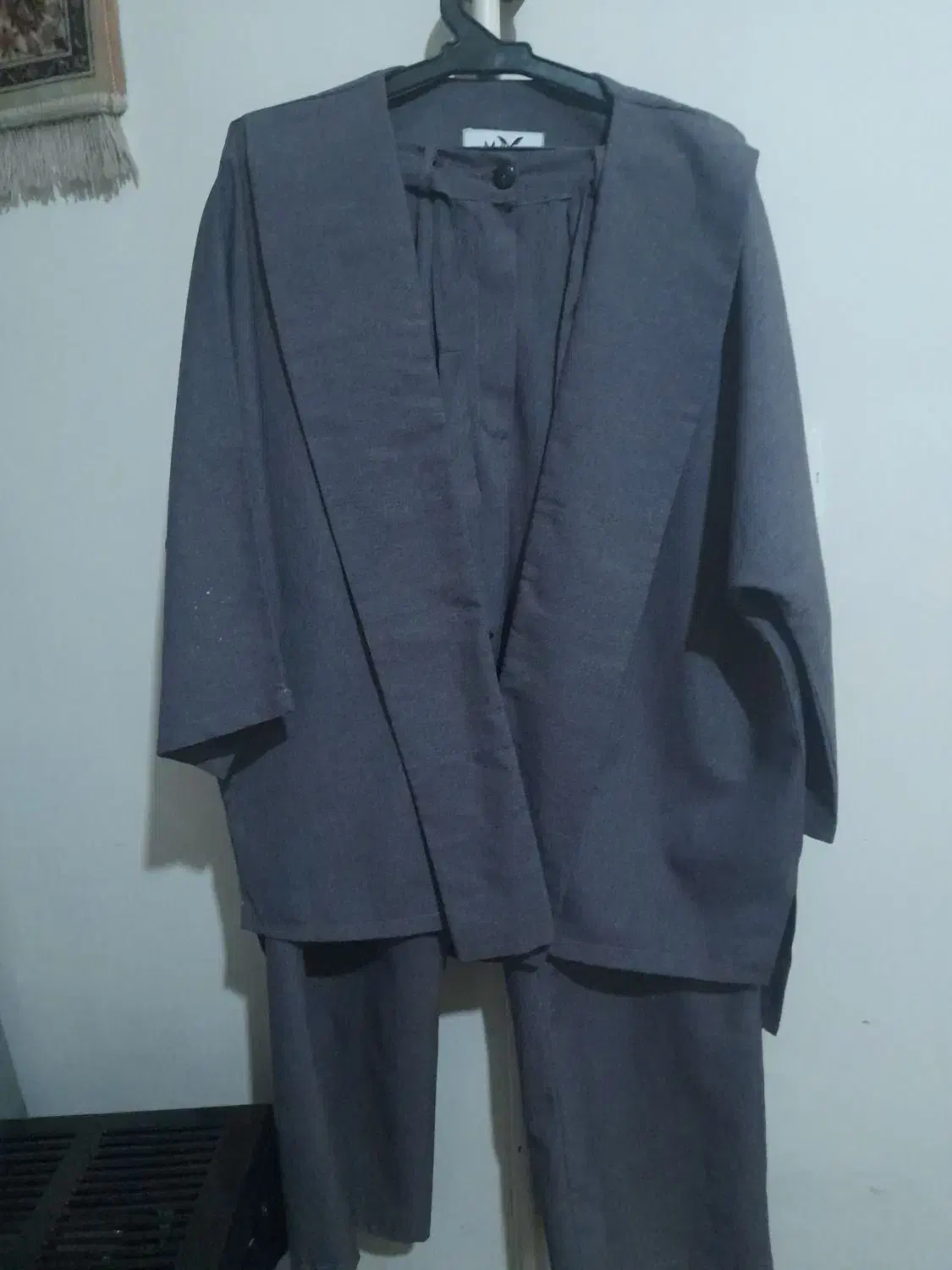 لباس|لباس|تویسرکان, |دیوار