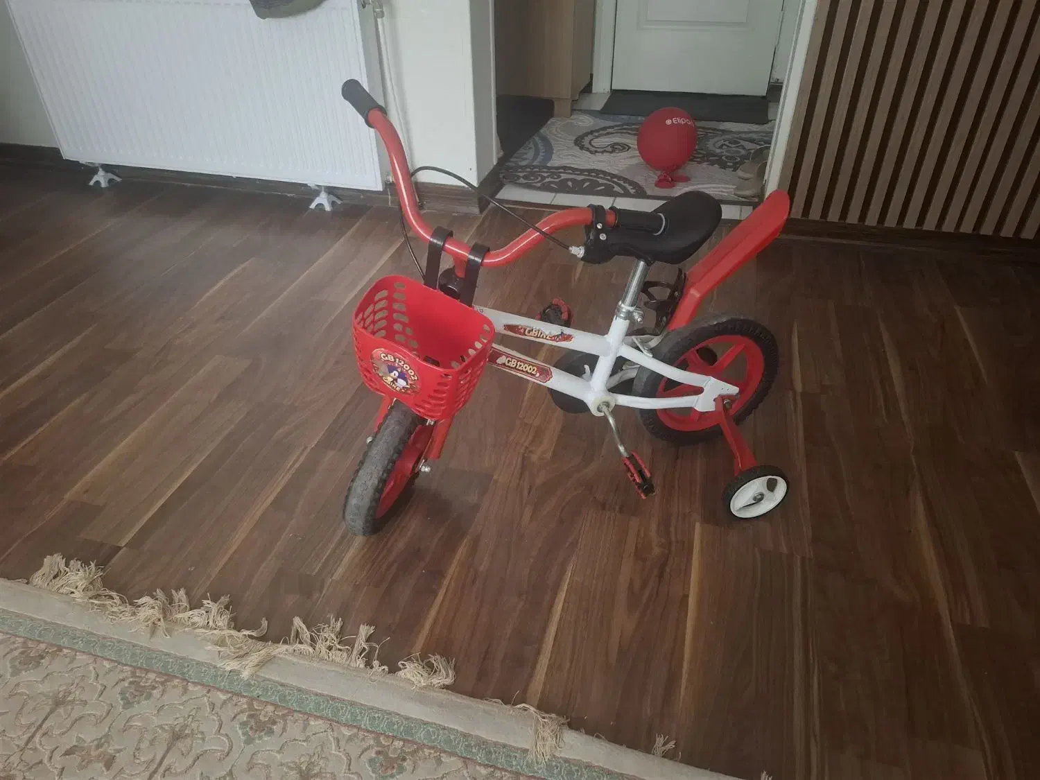 دوچرخه سایز ۱۱|دوچرخه، اسکیت، اسکوتر|پرند, فاز ۵|دیوار