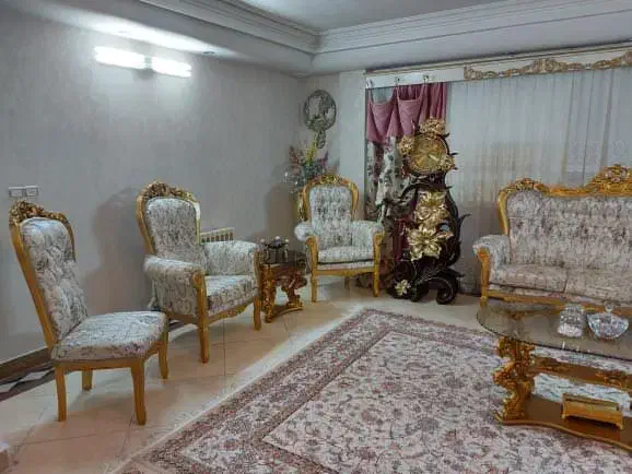 مبل استیل(سلطنتی) همراه با ساعت ایستاده|مبلمان خانگی و میز عسلی|آمل, |دیوار