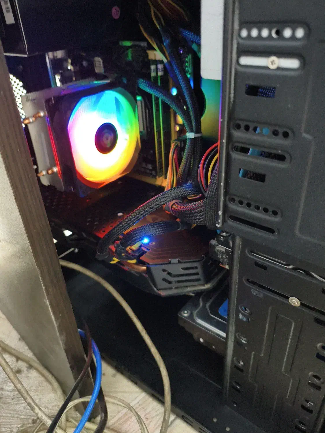 کیس حرفه ای|رایانه رومیزی|محمدشهر, جعفرآباد|دیوار