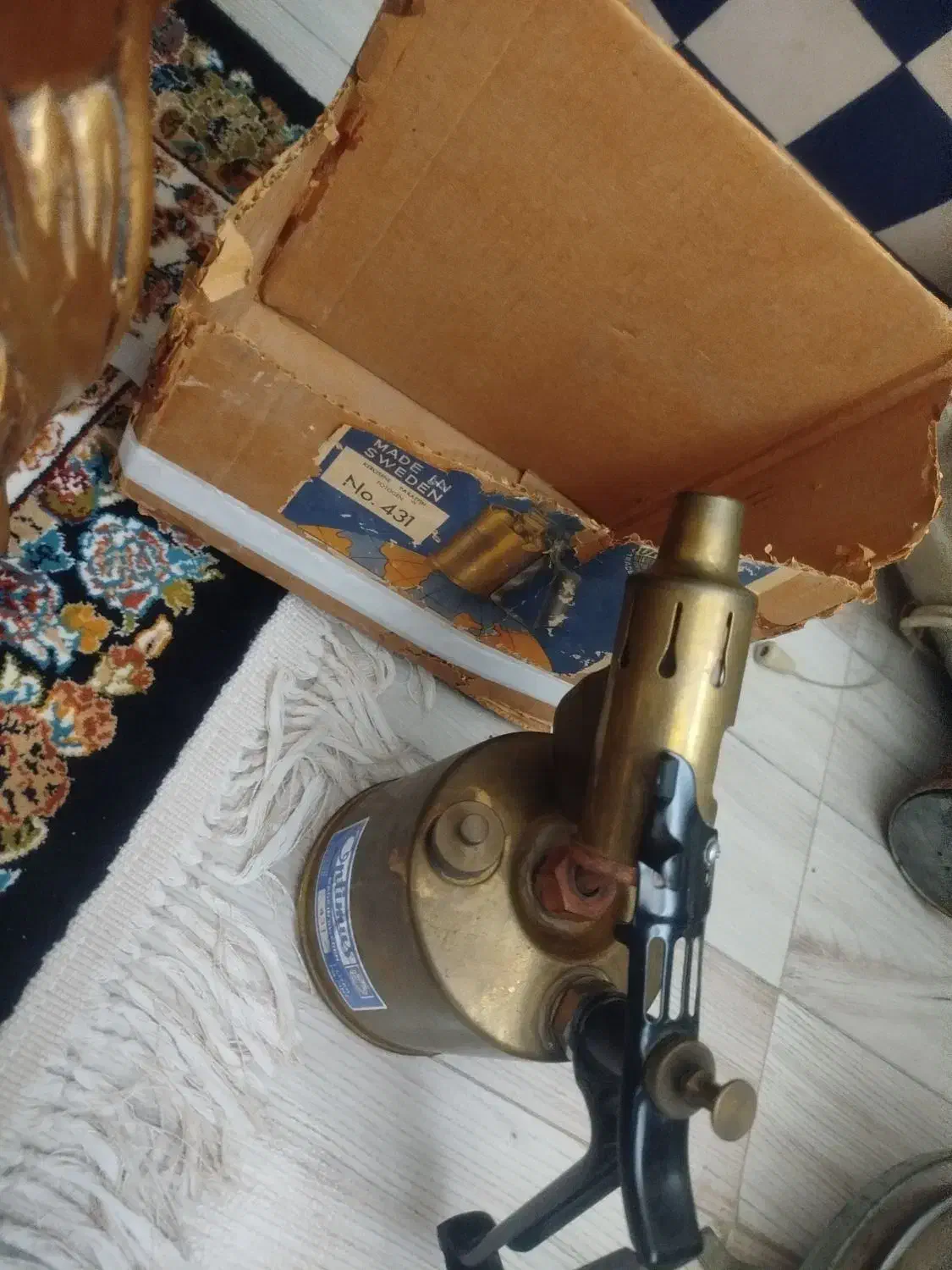 چراغ قدیمی|لامپ و چراغ|نیشابور, سرآب کوشک|دیوار