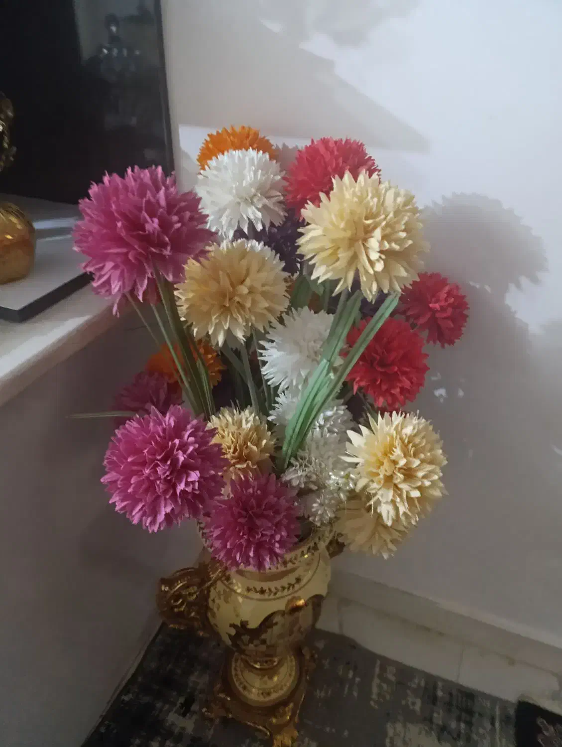 با سلام شیش شاخه گل خارجی|گل مصنوعی|خرمآباد, |دیوار