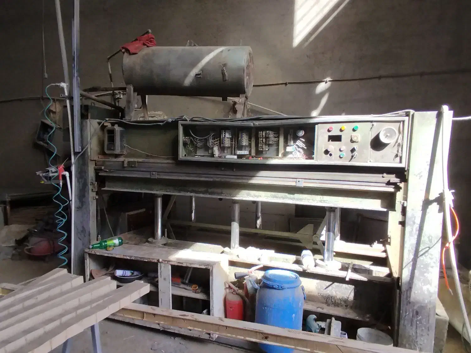 واگذاری کارگاه تولیدی درب های ملامینه|ماشین‌آلات صنعتی|مشهد, کوشک مهدی|دیوار