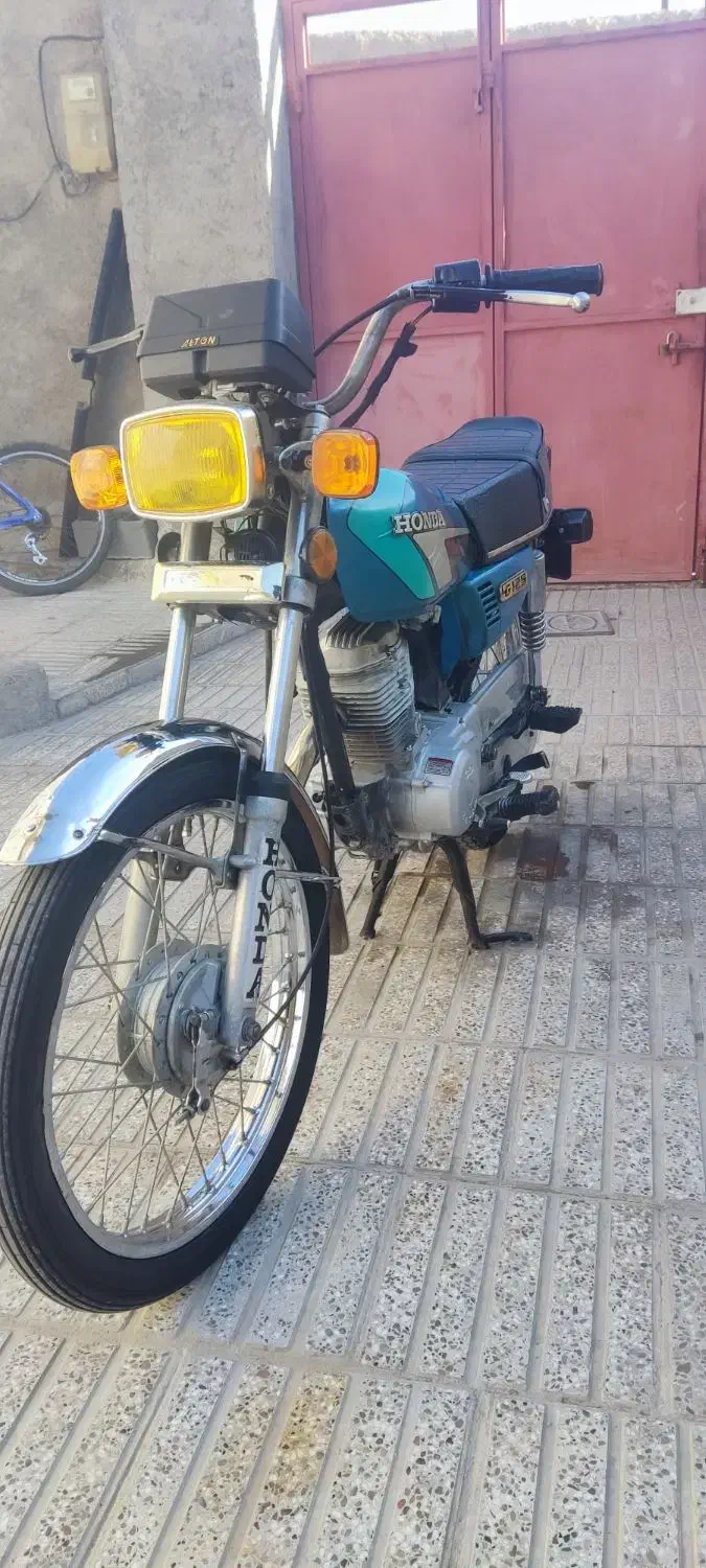 هندا 125 5 دنده درحد بازسازی شده|موتورسیکلت|اسفراین, |دیوار