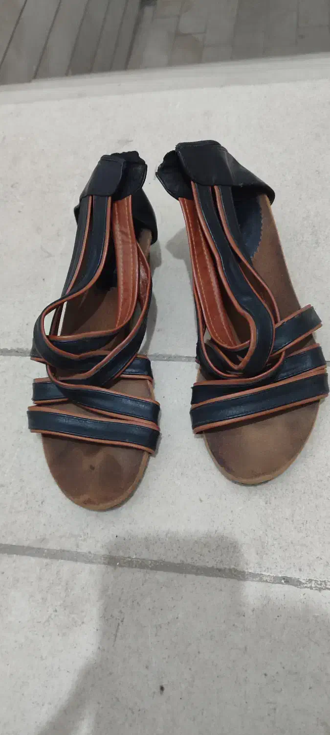 کفش اسپرت و صندل|کیف، کفش، کمربند|اصفهان, محله اسلامی|دیوار