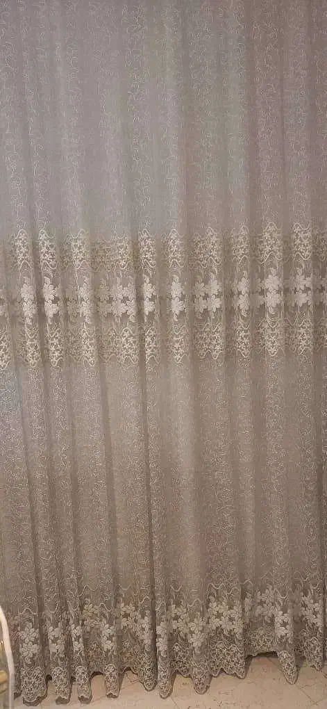 پرده گیپور همراه با دکور مخمل|پرده، رانر، رومیزی|تهران, علم و صنعت|دیوار