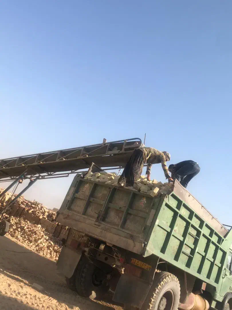 اجر دستی فشاری گره ای قیمت استثنایی|مصالح و تجهیزات ساختمان|یزد, |دیوار