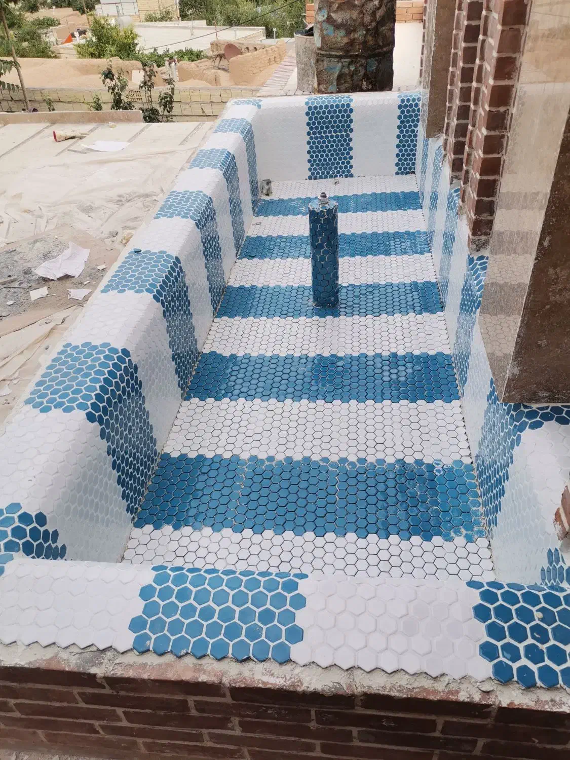 نیاز به شاگرد کاشی کار|استخدام معماری، عمران و ساختمانی|رفسنجان, |دیوار