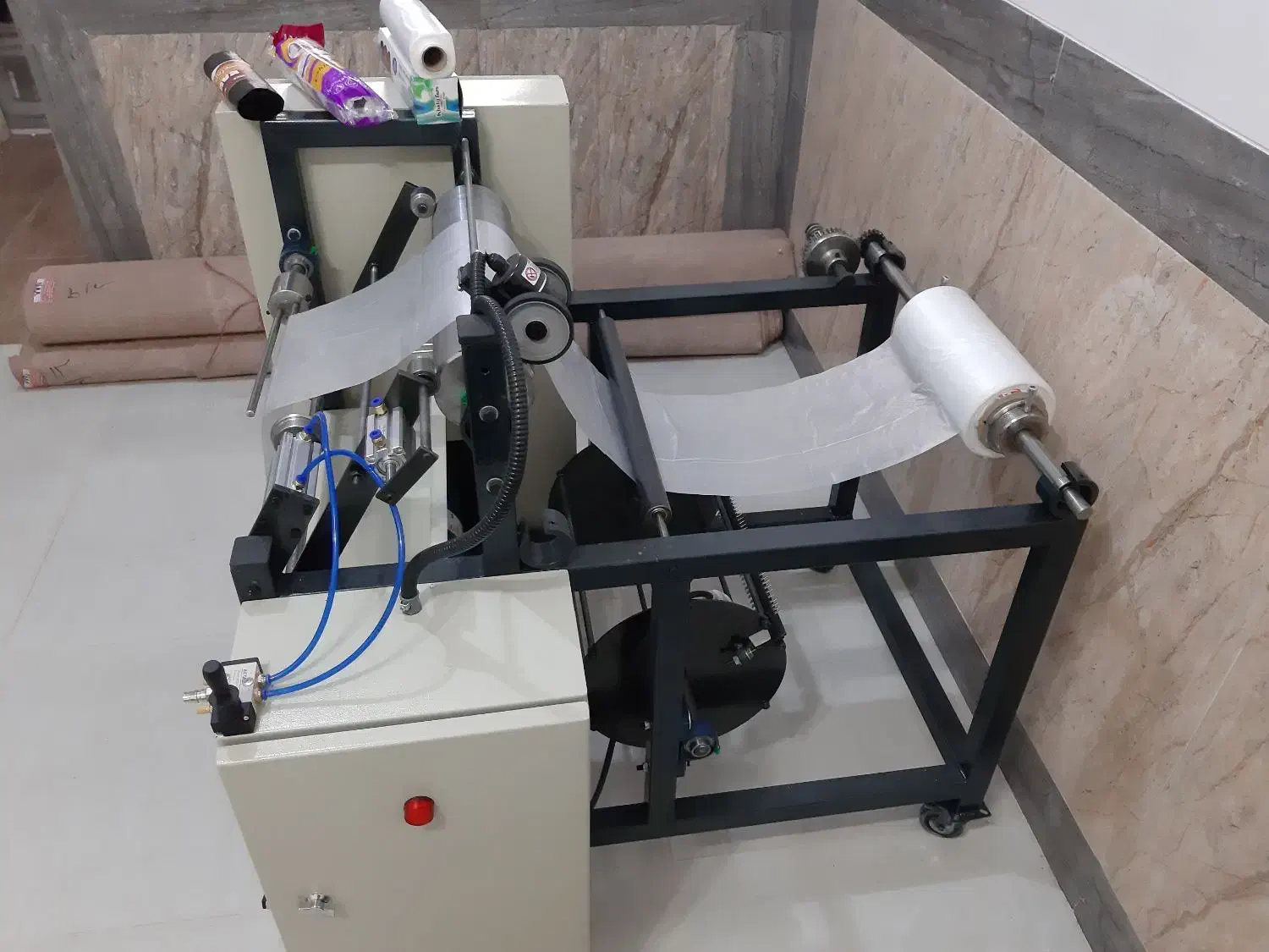 دستگاه رول کن چهار کاره|ماشین‌آلات صنعتی|نجف‌آباد, شهدای غربی|دیوار