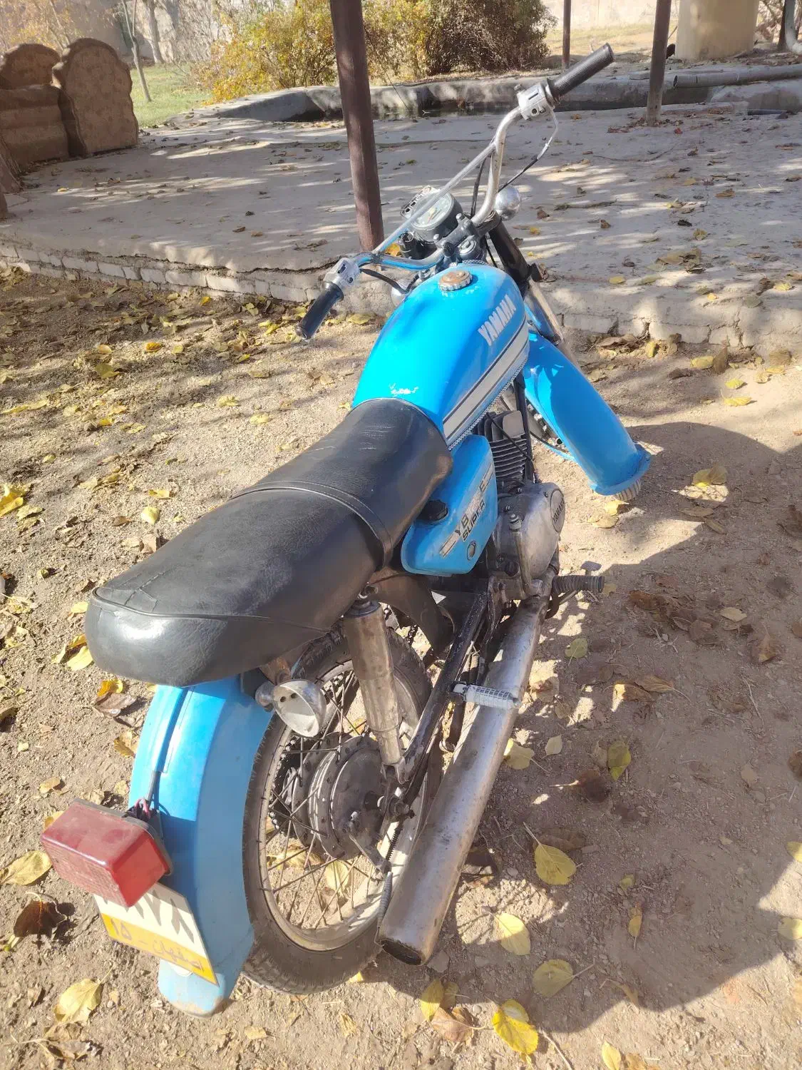 موتور یاماها 125 سوپر و ایژ روسی|موتورسیکلت|خمینی‌شهر, |دیوار