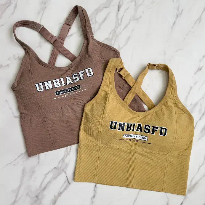 نیم‌تنه ورزشی خارجی بسیار با کیفیت|لباس|تبریز, |دیوار