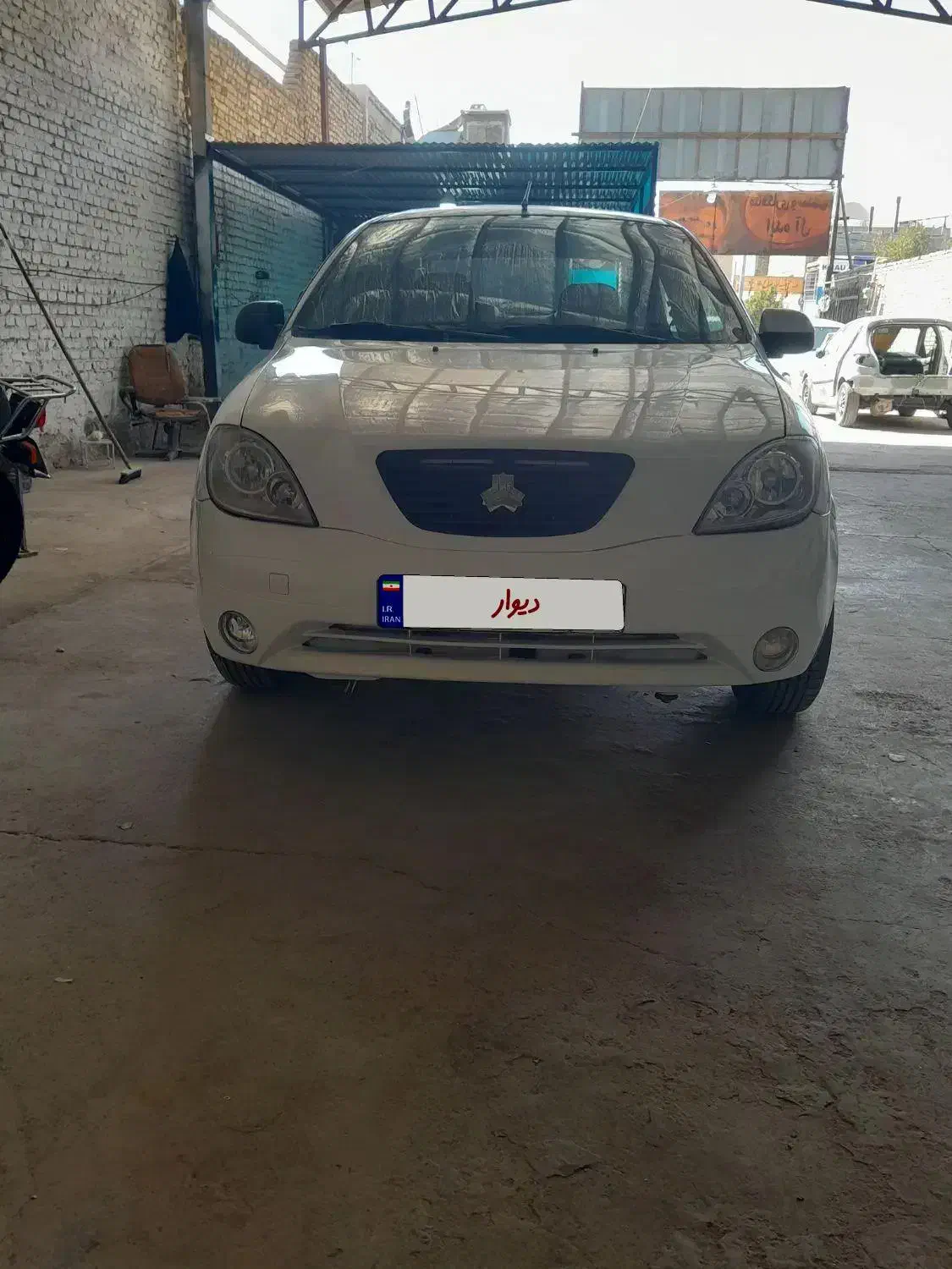 تیبا صندوق دار مدل ۹۷|خودرو سواری و وانت|یزد, |دیوار