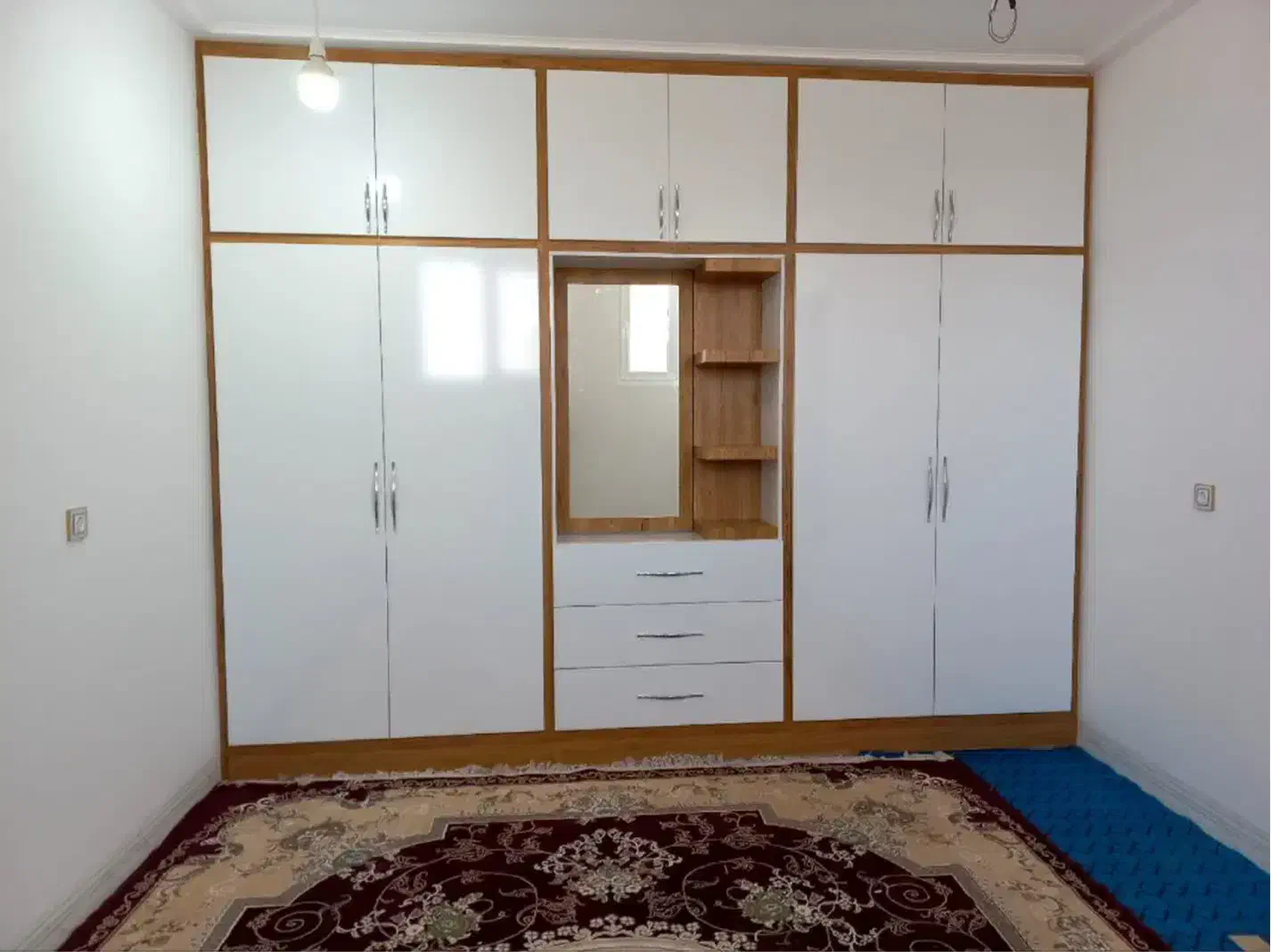 اجرای کابینت وکمددیواری|کتابخانه، شلف، قفسه‌های دیواری|اردکان, |دیوار