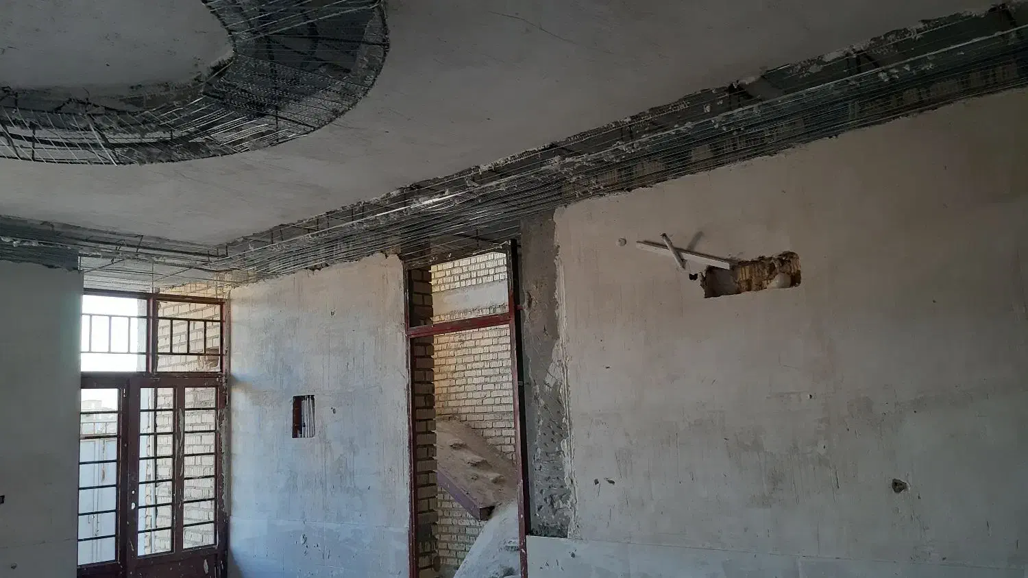 فروش خانه مسکونی نوساز|فروش خانه و ویلا|نیریز, |دیوار