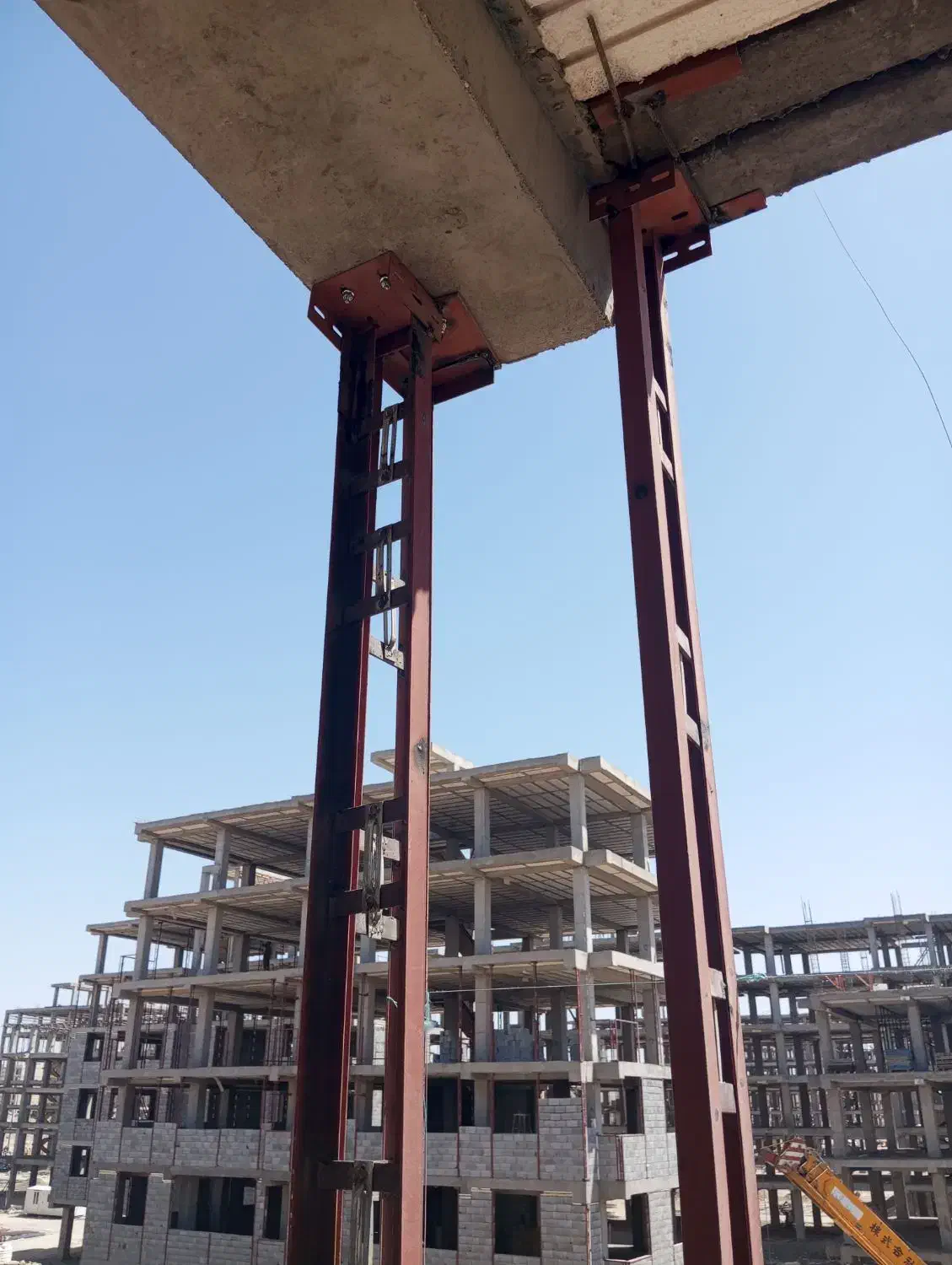 استخدام شاگرد برای نبشی کشی|استخدام معماری، عمران و ساختمانی|قم, بیانی|دیوار