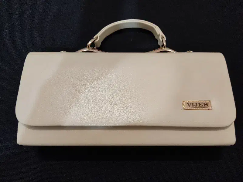 کیف|کیف، کفش، کمربند|گنبد کاووس, |دیوار