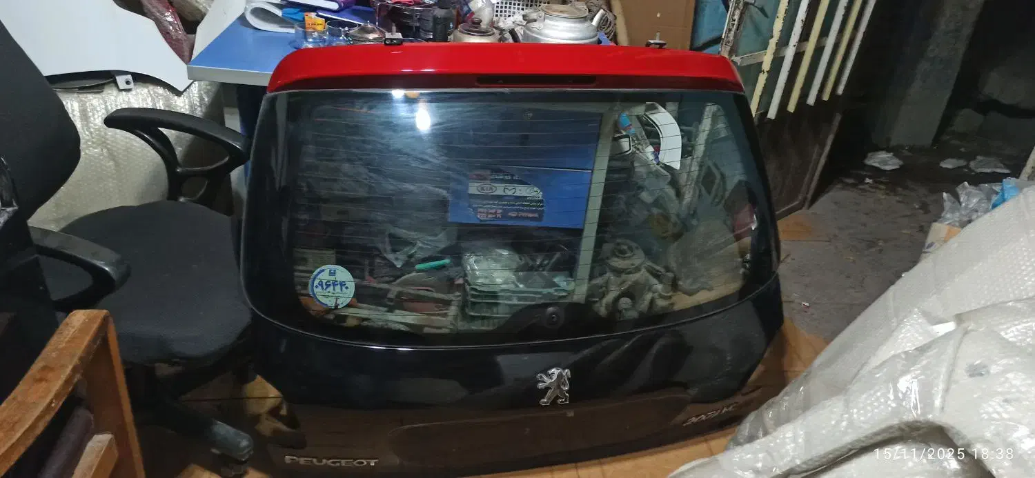 درب صندوق مشکی سفیدmc قرمز ۲۰۷ فابریک|قطعات یدکی و لوازم جانبی|اسلام‌شهر, مطهری|دیوار