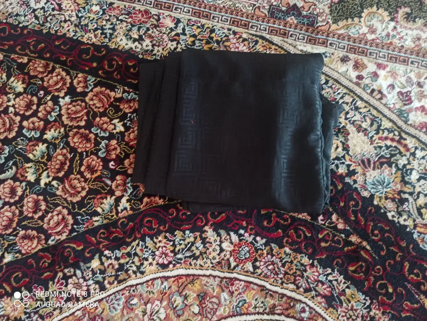 شال چادر|لباس|تربت‌حیدریه, کاشانی|دیوار