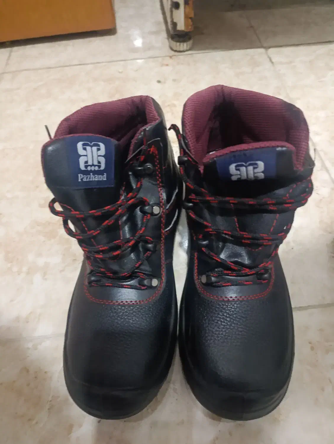 کفش ایمنی|کیف، کفش، کمربند|اهواز, اهواز|دیوار