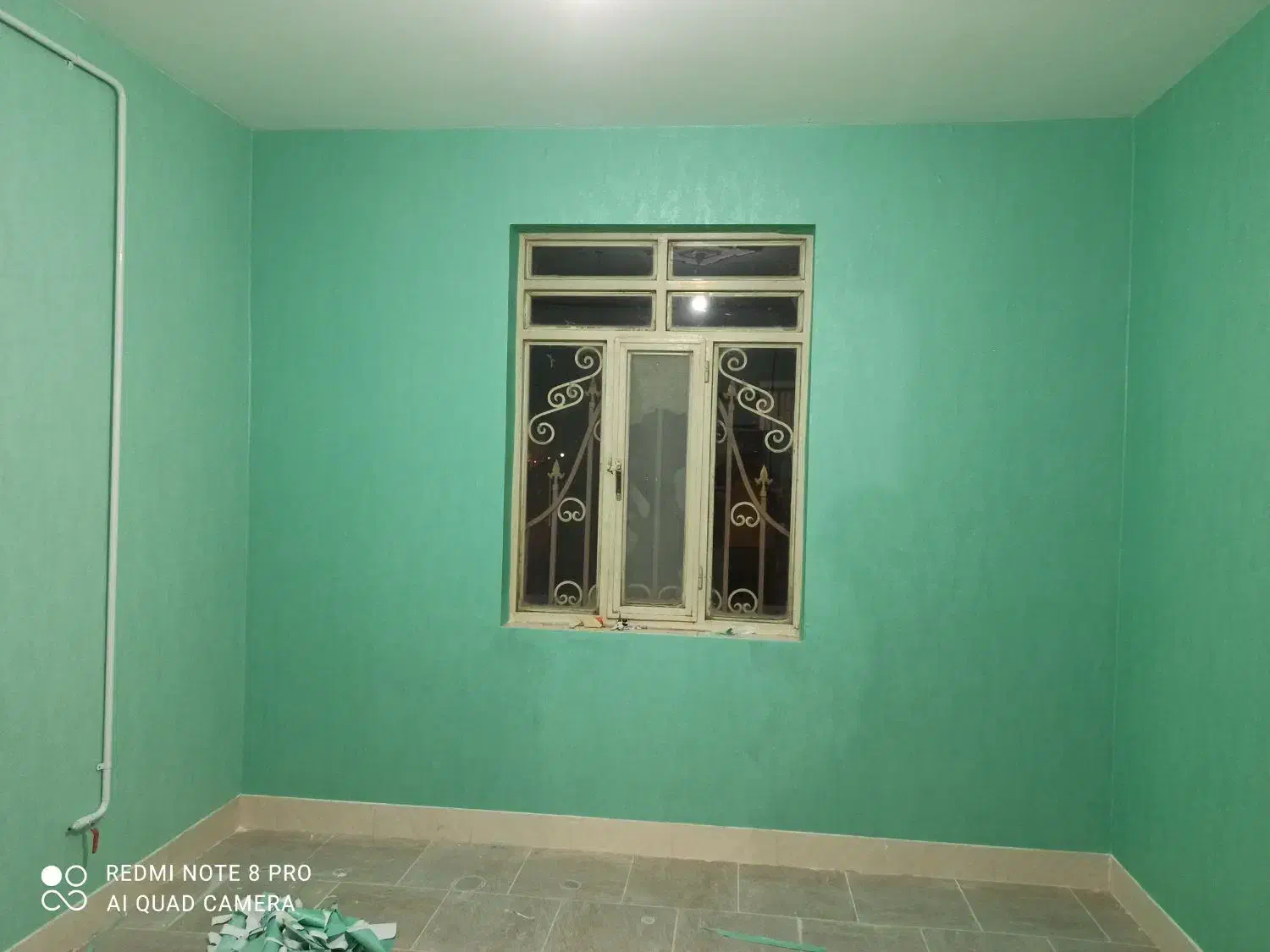 نصب کاغذ دیواری تضمینی|خدمات پیشه و مهارت|بروجرد, |دیوار