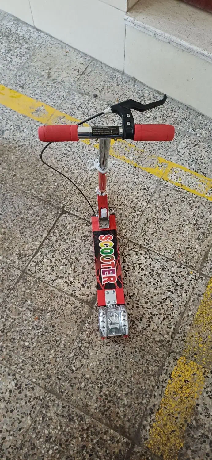 اسکوتر|دوچرخه، اسکیت، اسکوتر|شاهین‌شهر, فردوسی|دیوار