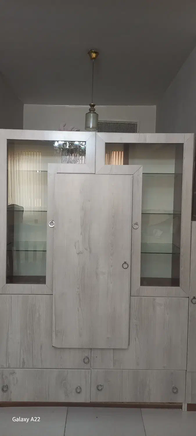 تخت وکمد نوجوان|تخت و سرویس خواب|کرج, حصارک بالا|دیوار