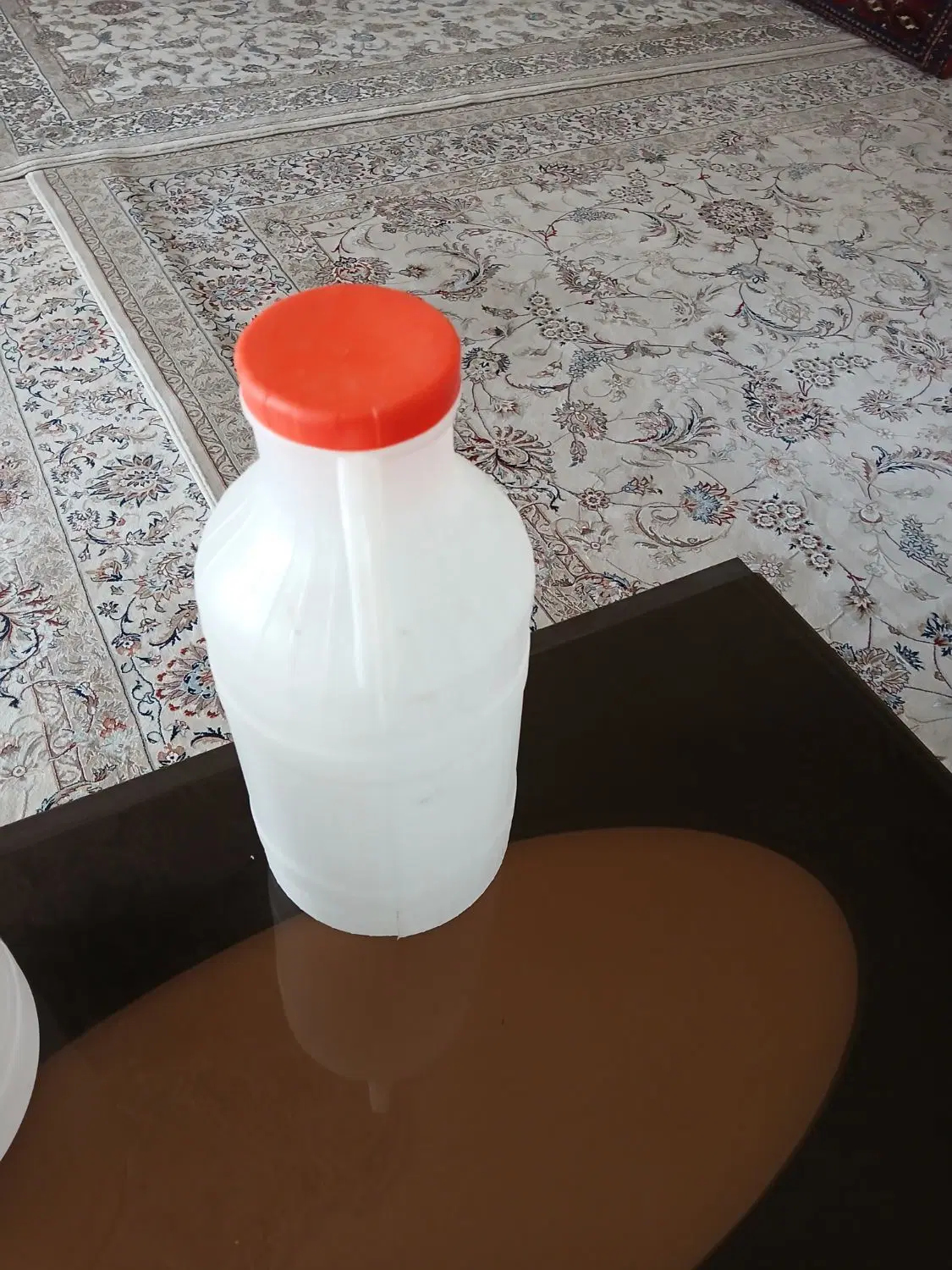 دبه|ظروف نگهدارنده، پلاستیکی، یک‌بارمصرف|اصفهان, شیخ اشراق|دیوار