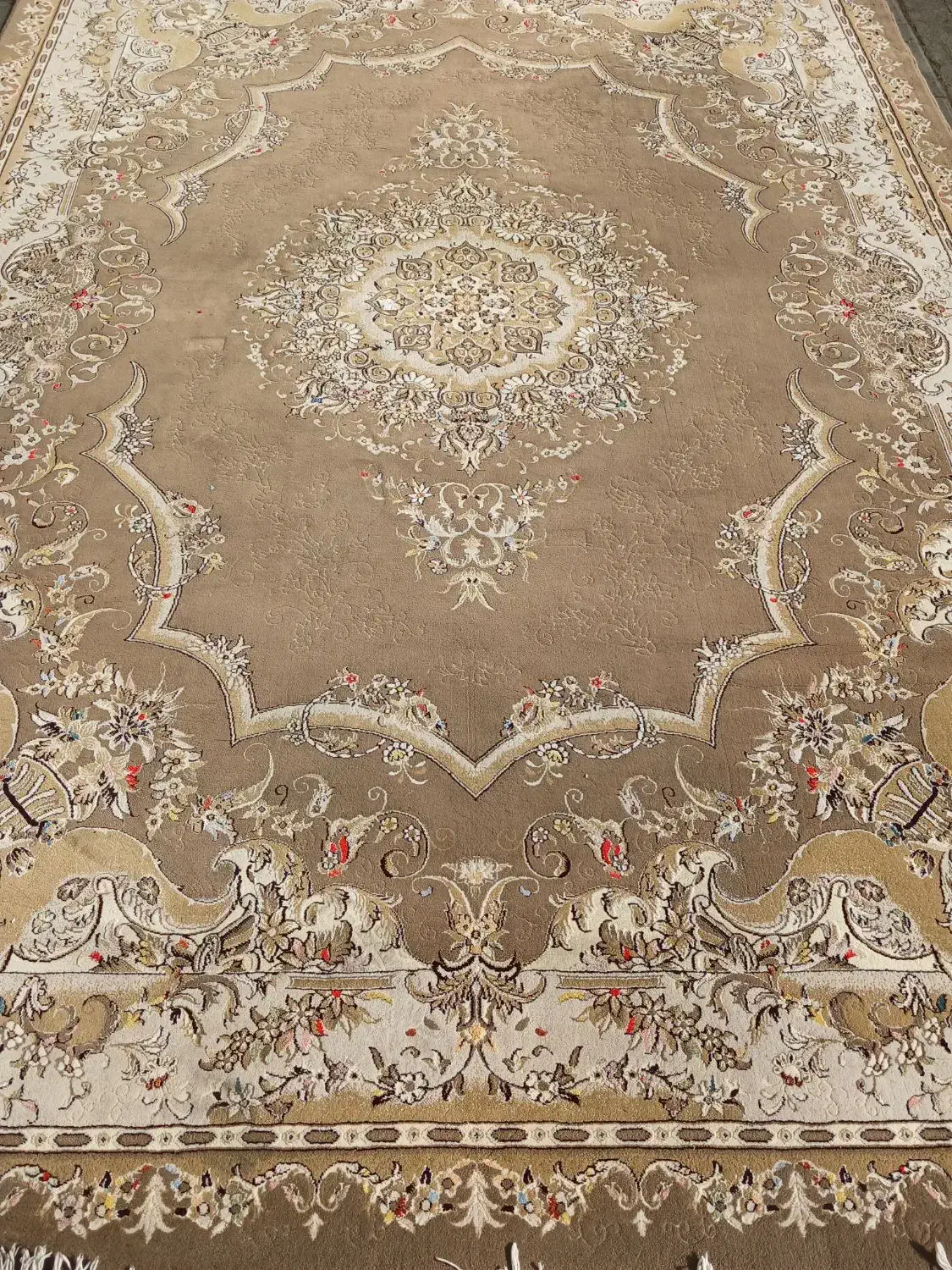 یک جفت فرش۹متری ماشینی گردویی|فرش|تهران, عبدل‌آباد|دیوار