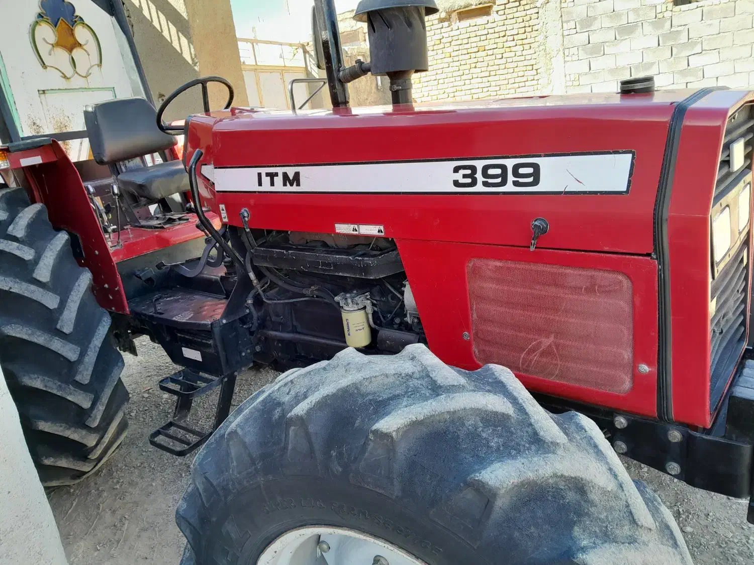 تراکتور ۳۹۹ مدل ۹۶|خودرو سنگین|سنندج, |دیوار