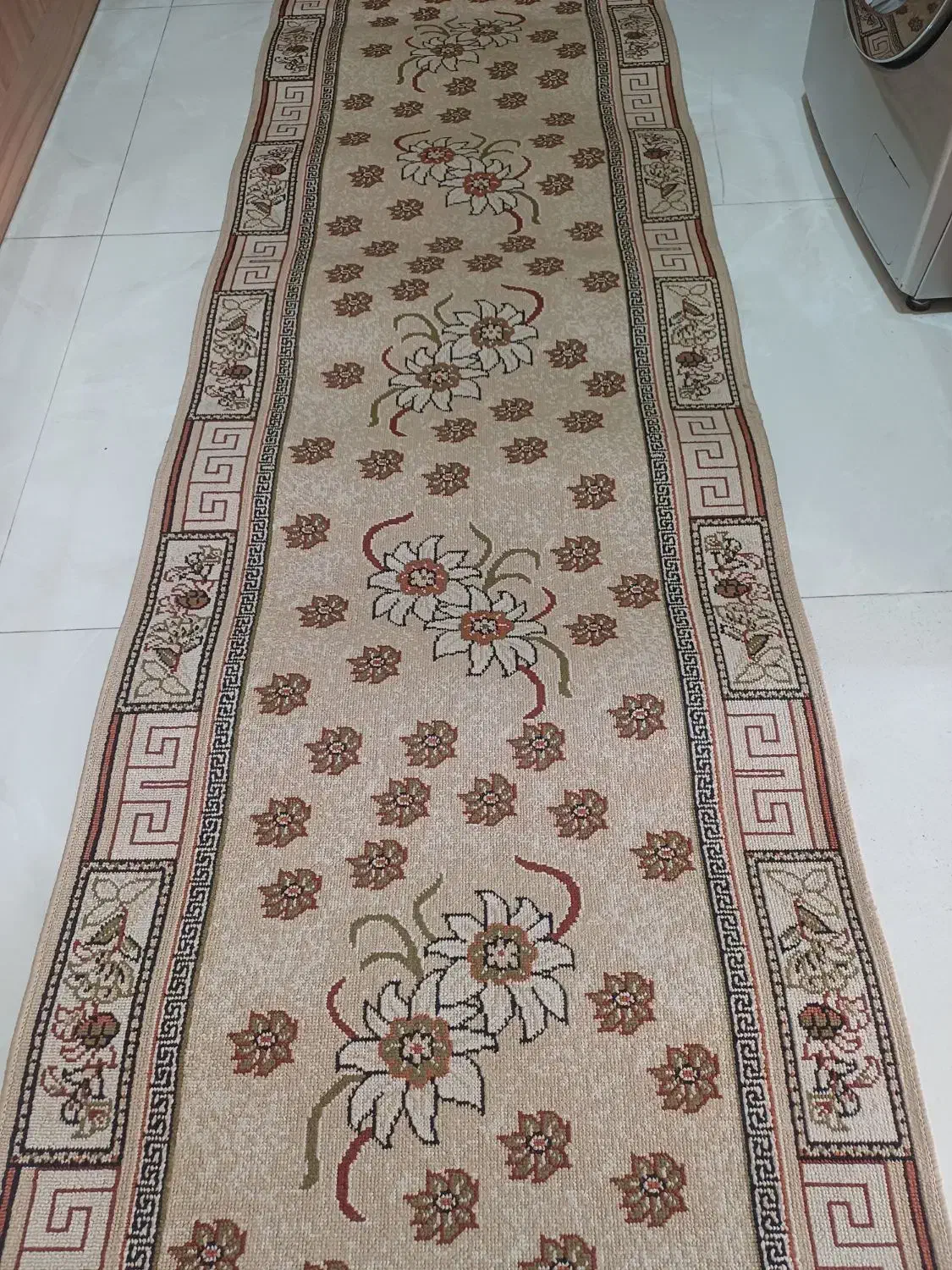 فرش کناره پله|فرش|مشهد, هفت تیر (نه دره)|دیوار