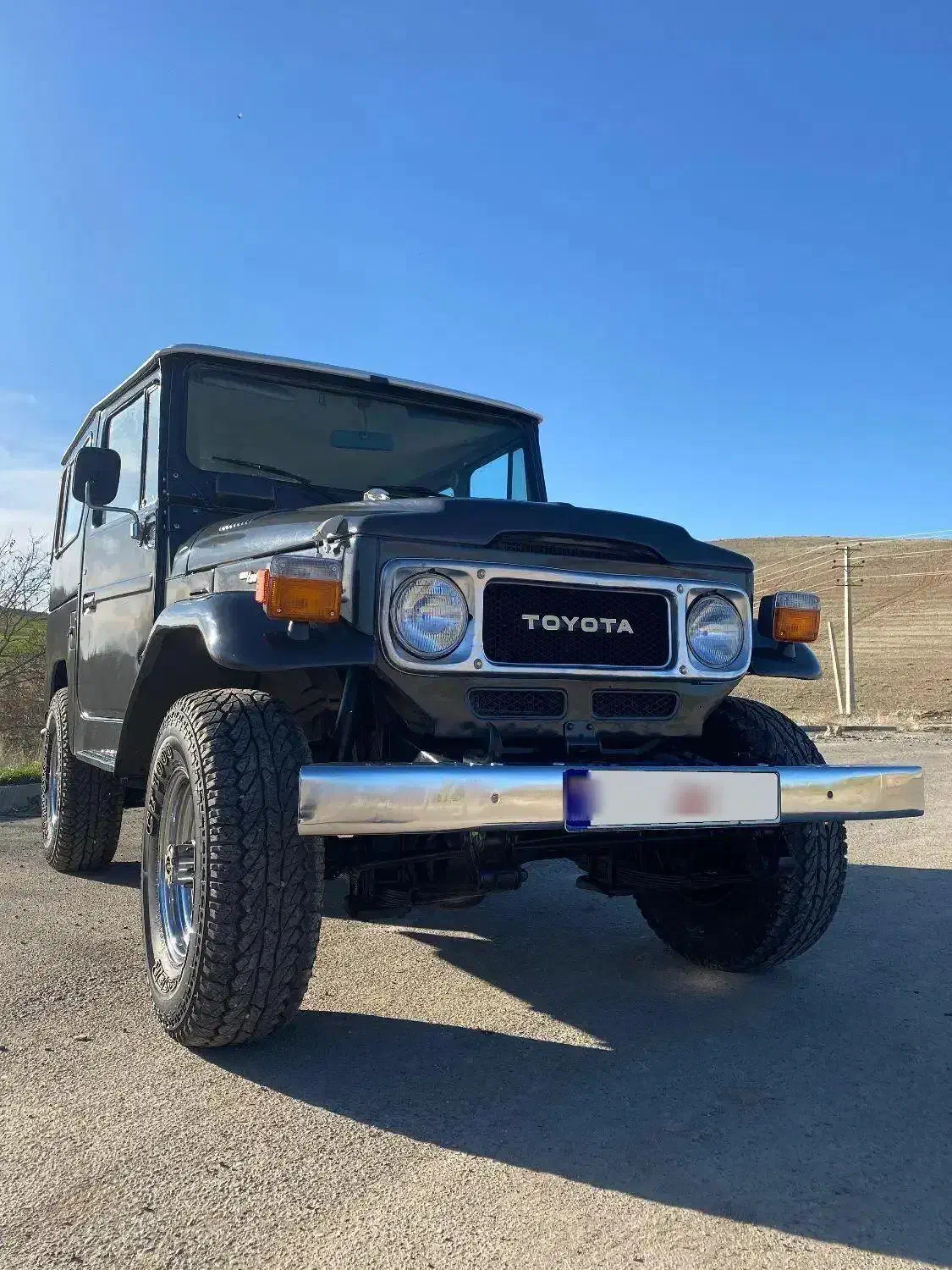 تویوتا کالسکه ۱۹۸۳ استثناییFJ40(سندو مدارک فابریک)|خودرو سواری و وانت|ارومیه, |دیوار