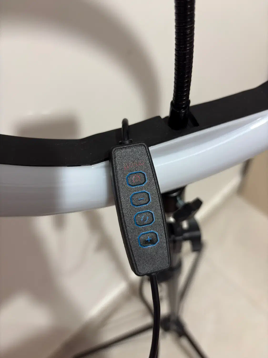 رینگ لایت|لوازم جانبی موبایل و تبلت|خرمآباد, |دیوار