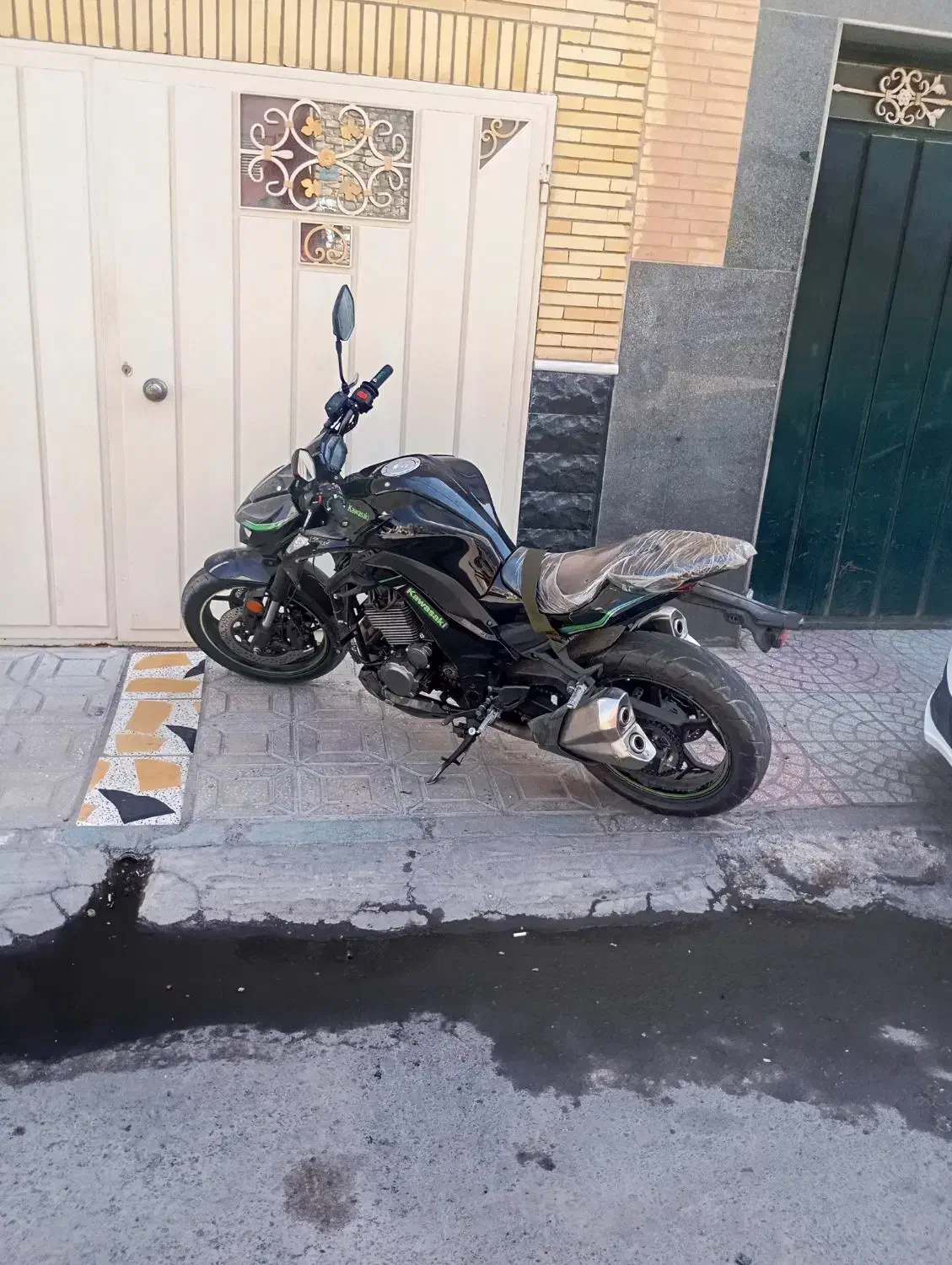 z1000|موتورسیکلت|یزد, |دیوار