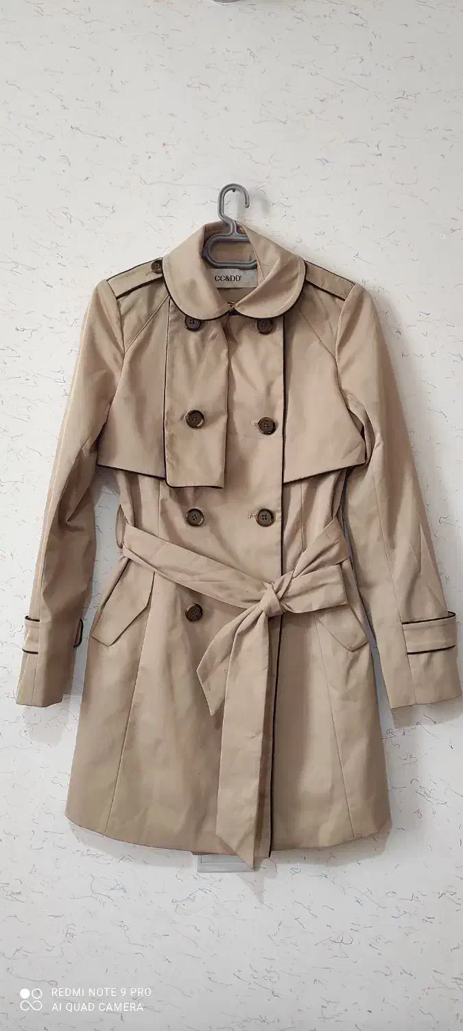 پالتو و مانتو بارانی در حد نو و لوازم رزمی|لباس|آباده, |دیوار