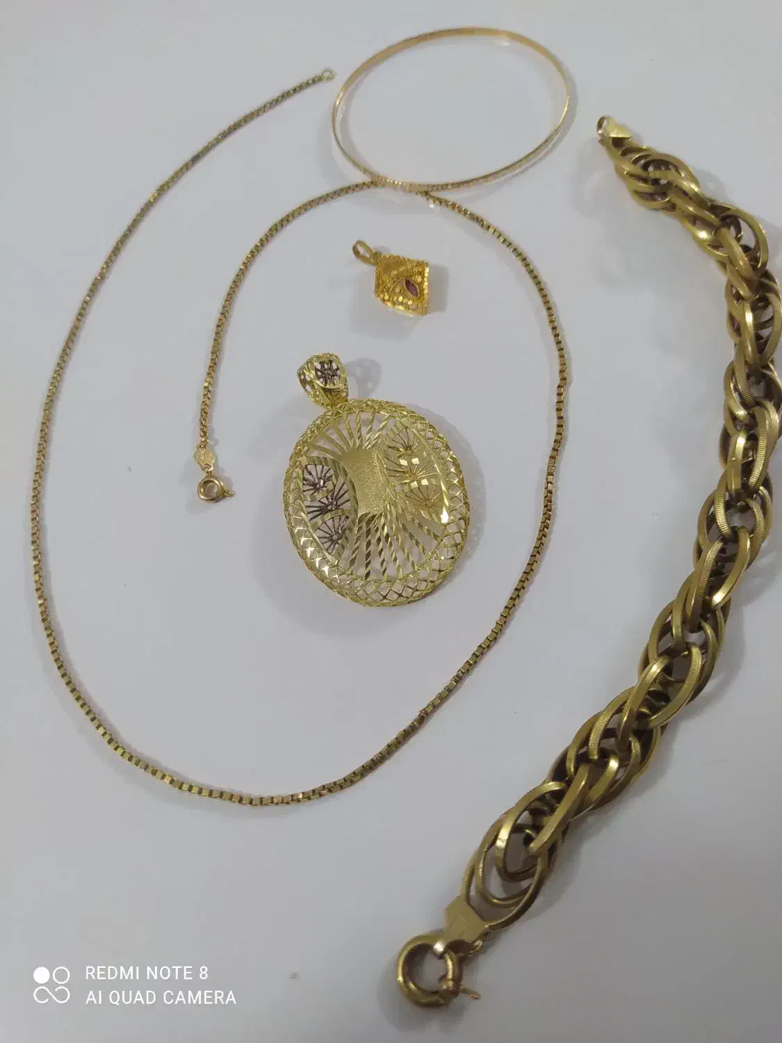 طلا ، زنجیر و پلاک ،دستبند،النگو و گوشواره|جواهرات|سنندج, |دیوار