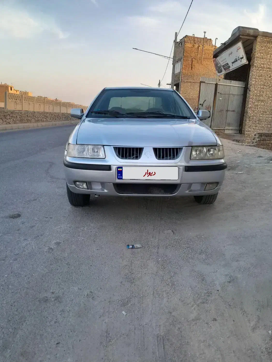 فروشی سمند ۸۳ نقره ای|خودرو سواری و وانت|یزد, |دیوار