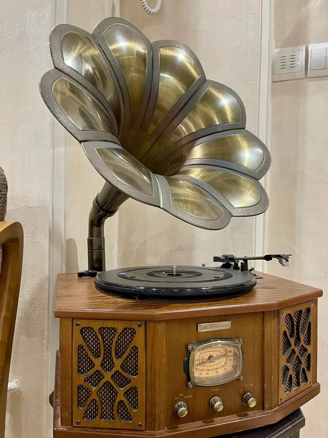 گرامافون|کلکسیون و سرگرمی|تهران, استقلال|دیوار