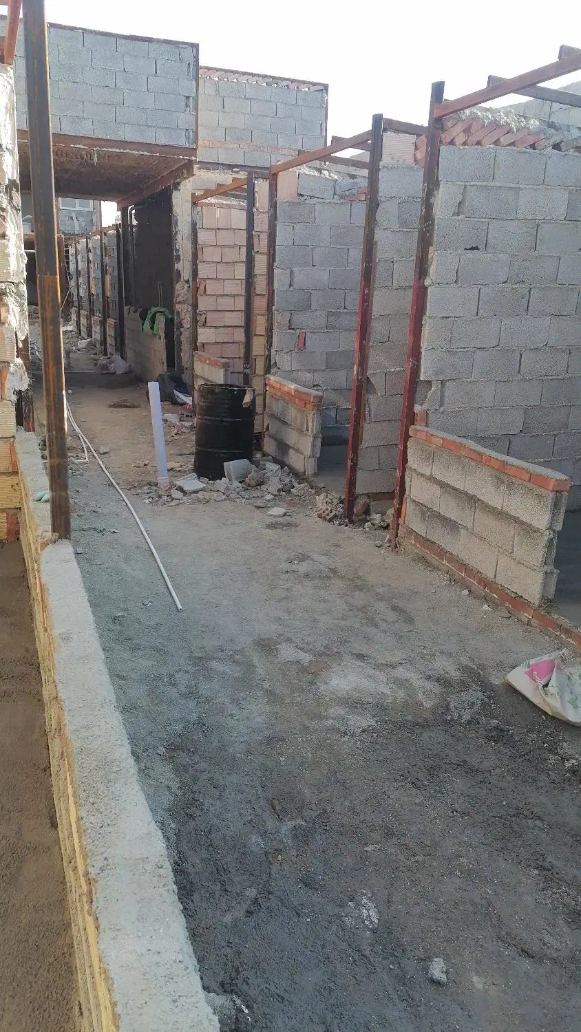 تخریب بازسازی داخلی ساختمان اسکلت وشیروانی|خدمات پیشه و مهارت|اسلامشهر, شهرک احمدیه|دیوار